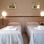 Hotel Brianza 3*