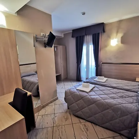 Hotell Brianza 3*