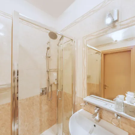 Brianza Hotel